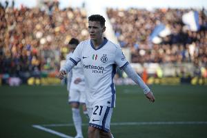 韦德体育-迪马:博洛尼亚与国米谈妥阿斯拉尼转会,费用约900万欧+40%二转